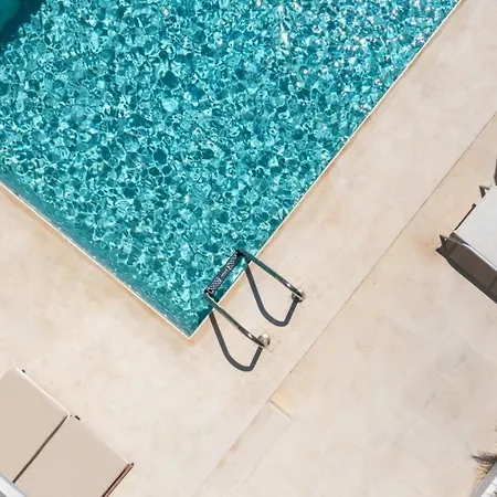 Kuka-finca: Barefoot Luxury Sant Francesc de s'Estany